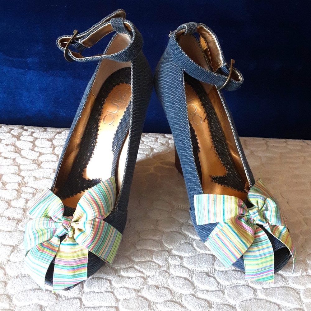 Denim shoes